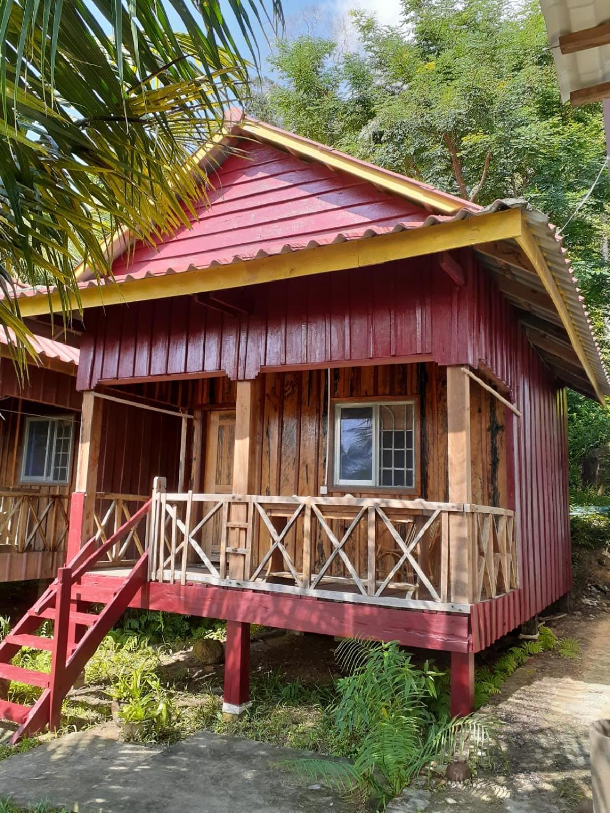 Blondies Koh Rong Sok San Village